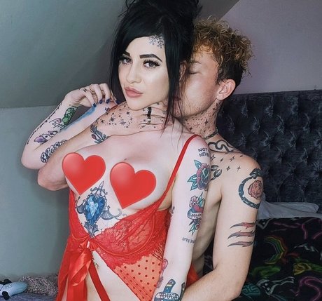 Vivalaholli onlyfans posts