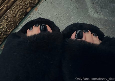 dezzydoefree onlyfans explicit content