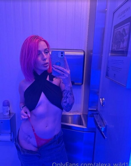 layrose1 onlyfans pictures