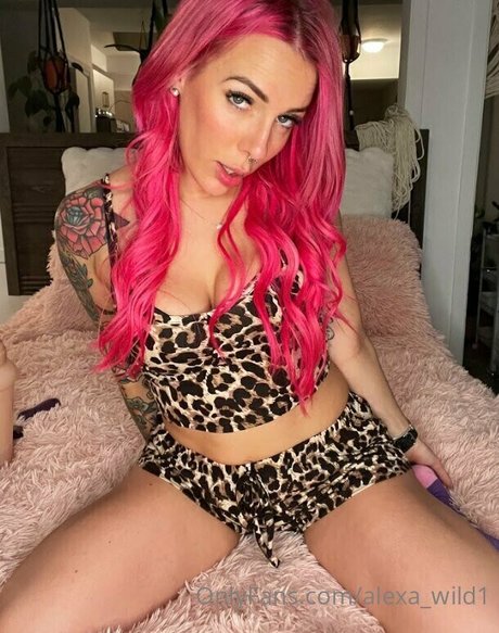 layrose1 feet onlyfans