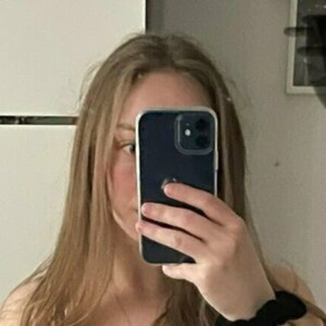 krissii20 onlyfans desnuda