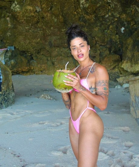 Aline Riscado onlyfans leaks sex