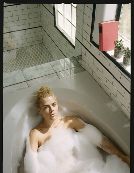 Busy Phillips fans only