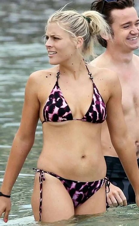 Busy Phillips onlyfans naked leaks