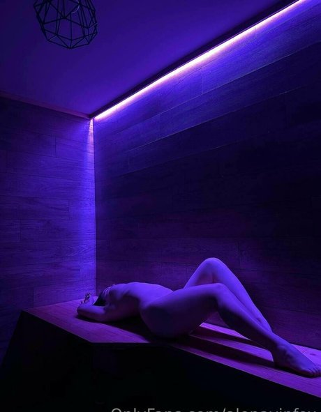 alenavipfox nude only fans leaks