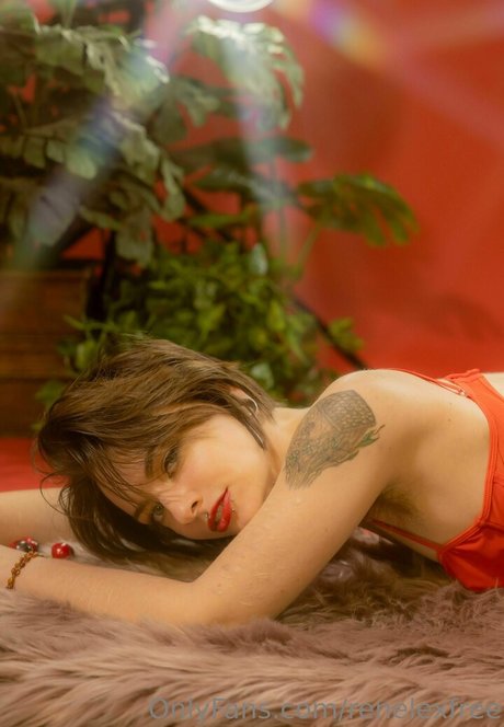 renelexfree nude onlyfans leaks