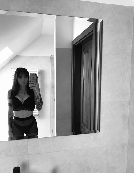 blackyusti onlyfans ass