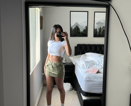 Kareena Bachra onlyfans leaked nudes