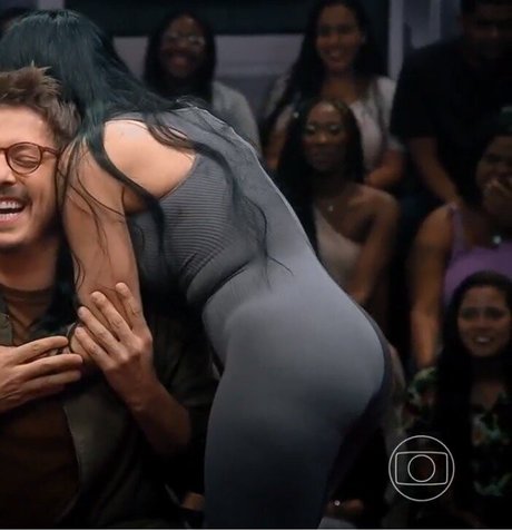 Simone E Simaria onlyfans leaks.