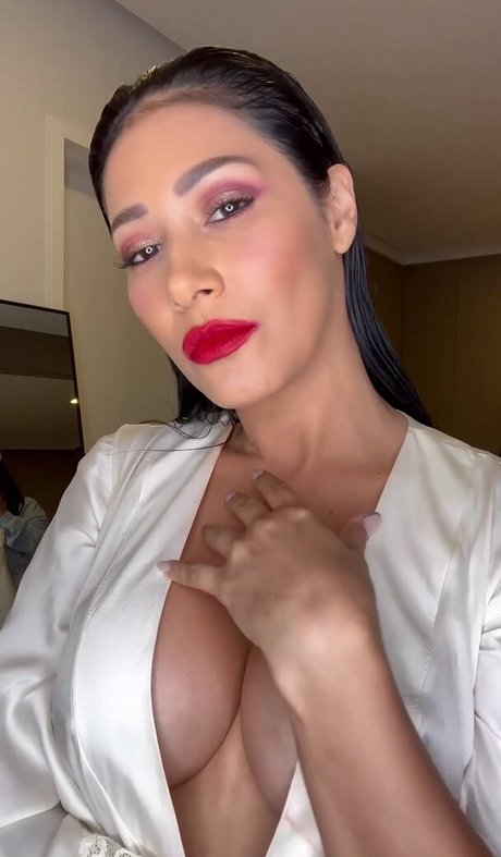 Simone E Simaria only fans content