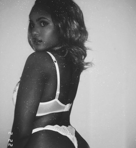 Sophia Cardinez onlyfans nude leaks