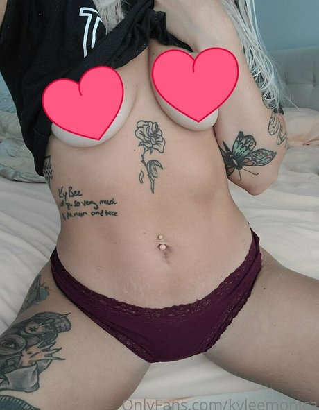 Kyleemonica Profile pic