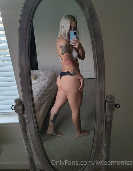 Kyleemonica onlyfans picture