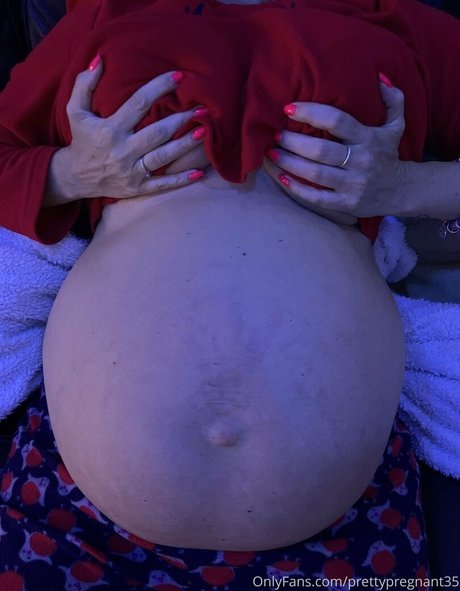 prettypregnant35 naked onlyfans leak