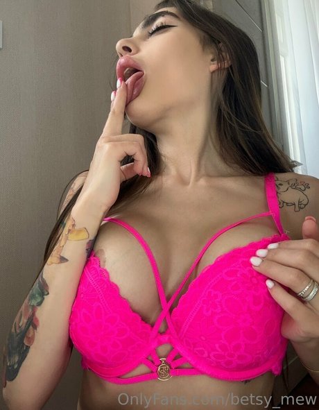 betsy mew onlyfans ass