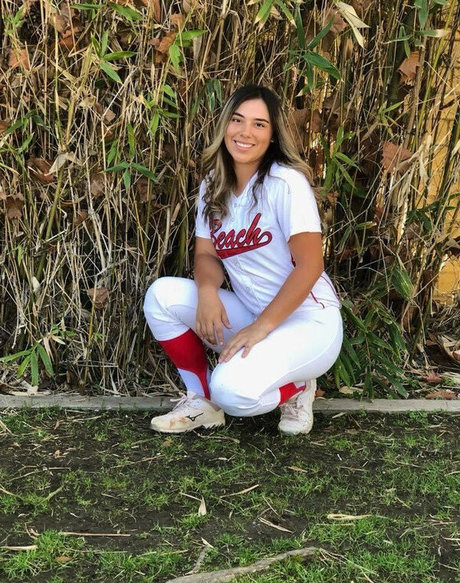 Alissa Cienfuegos onlyfans creator