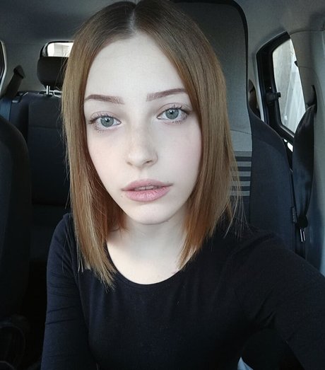 Agnese Innocente onlyfans boobs