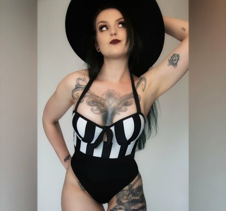 orcuslillium nude porn onlyfans