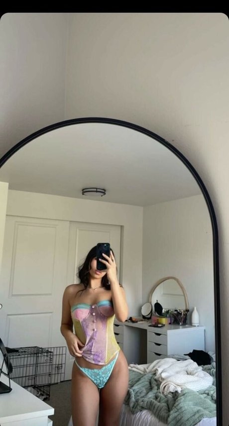 Melissa Estrella onlyfans nudes leak