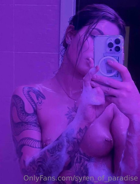 syren of paradise onlyfans model images