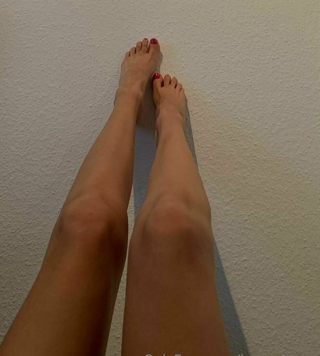 lauraaloove only fans leak nude