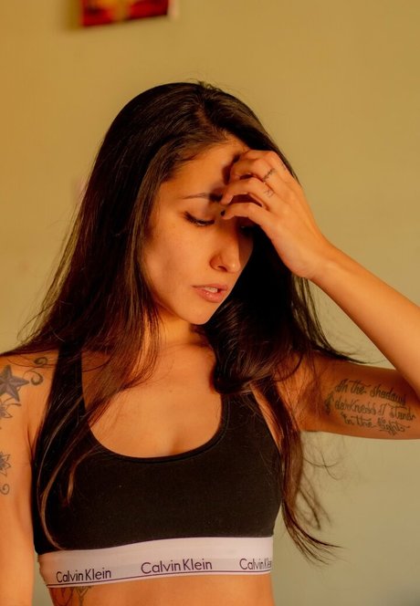 Bia Miyuki onlyfans desnuda