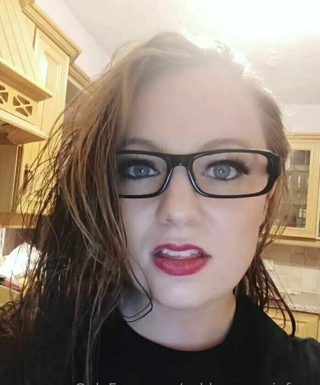 ashleymerwinfree nude only fans leaks