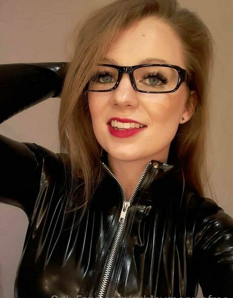 ashleymerwinfree onlyfans lesk