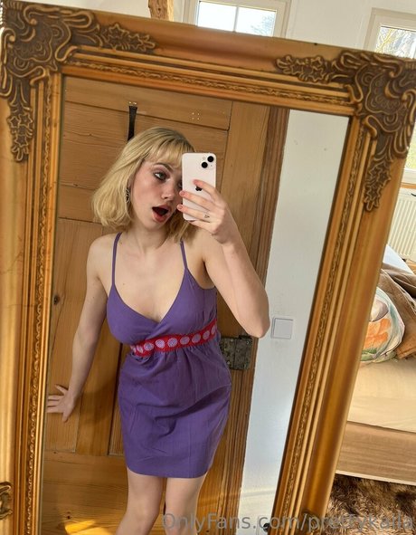 prettykaila onlyfans nude content