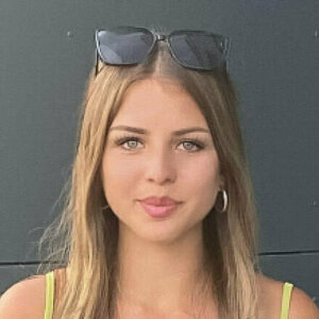 lucia lpz onlyfans porn leak