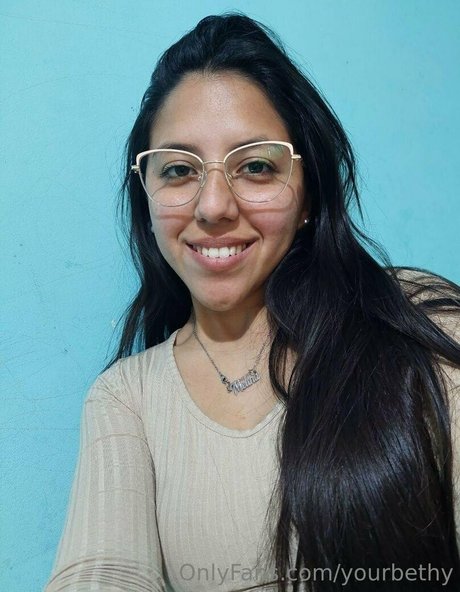 yourbethy onlyfans leakes