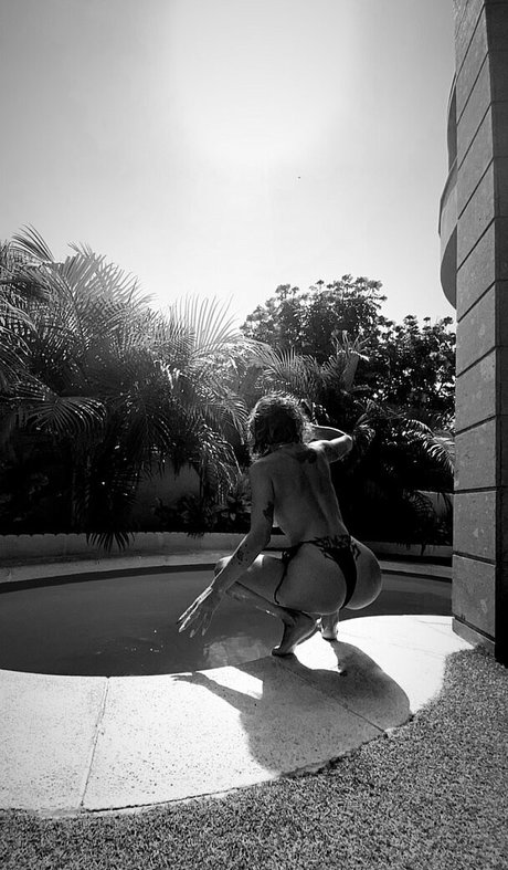 Lorena Castell onlyfans leaked tits