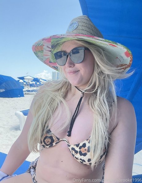 princessbrooke1996 nudes only fans
