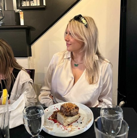 Anabel Kloe Lamarche leaked onlyfans.