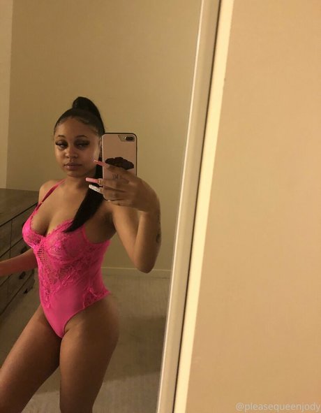 officiallyariaa onlyfans keak