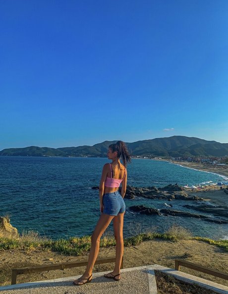 nicolefreee Profile pic