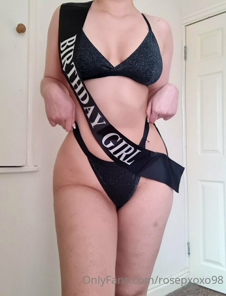 rosepxoxo98 onlyfans sexy