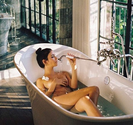 Elisha and Renee Herbert en onlyfans