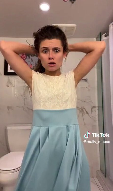 Mally Mouse onlyfans leaked.