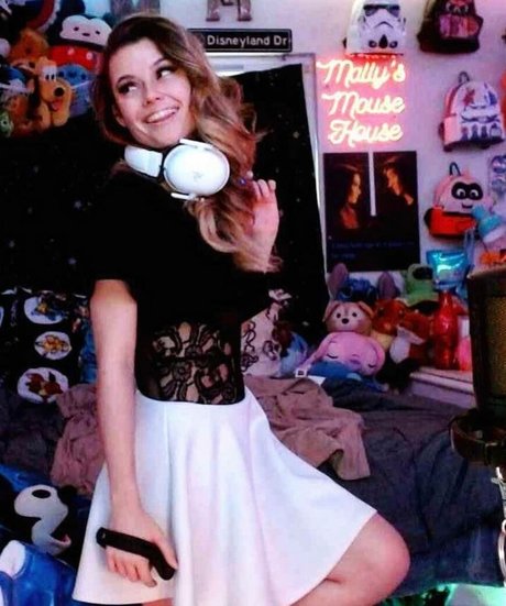 Mally Mouse naked onlyfans