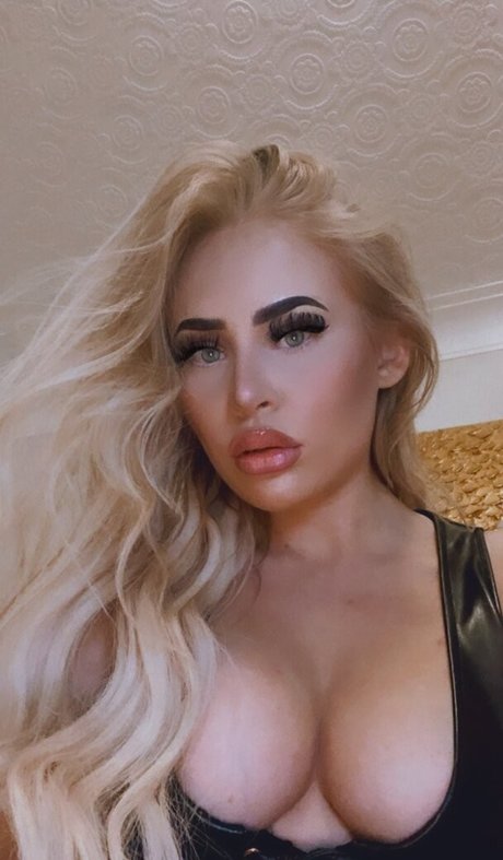 Latinmoniquexx onlyfans leak