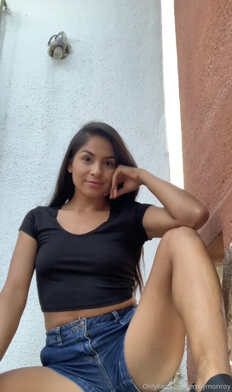 emilymoonroe only fans leaks porn