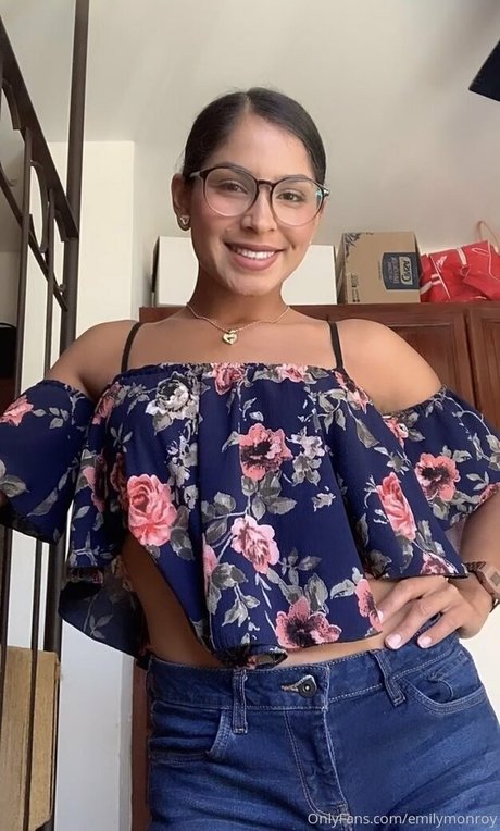 emilymoonroe onlyfans free porn