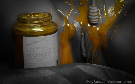 urfavoritemuse onlyfans free porn