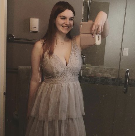 Sarah Z onlyfans mega