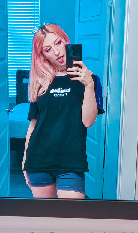 InnocentElixir onlyfans nudes leak