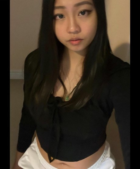 queenbaddii onlyfans boobs