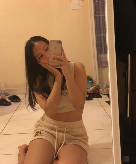 queenbaddii onlyfans nide