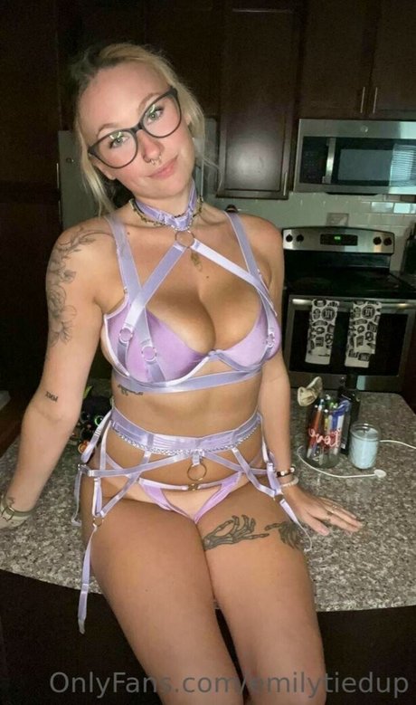 Emilytiedup sex tape onlyfans