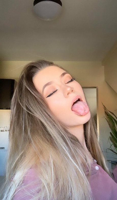 Madison Ray onlyfans model images